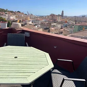 Two Bedroom In Center With Views Appartement Málaga